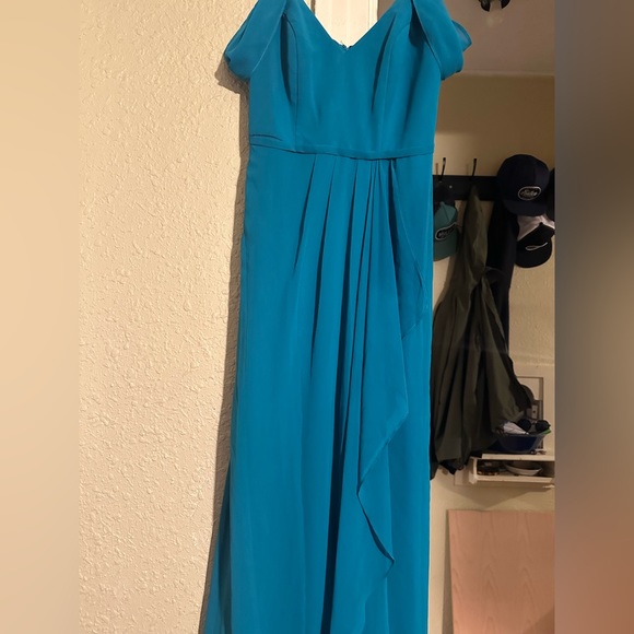 Celebrate! David’s Bridal dress size 0 - Picture 5 of 5